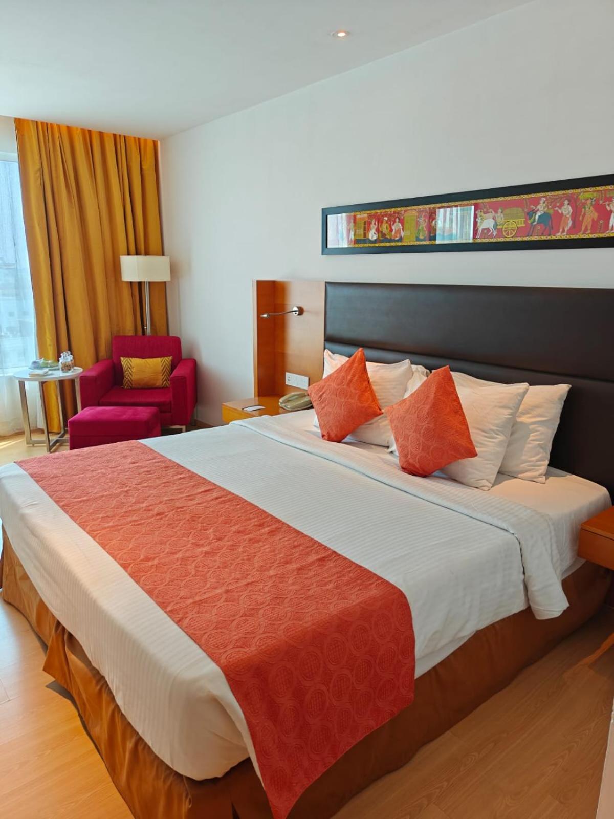 Mercure Hyderabad Kcp Banjara Hills, An Accor Hotel Buitenkant foto